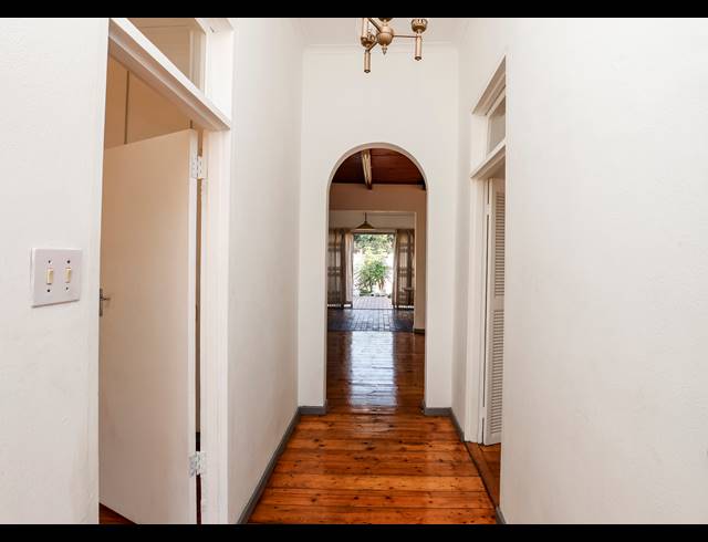 383M² GUESTHOUSE FOR SALE IN WINDERMERE